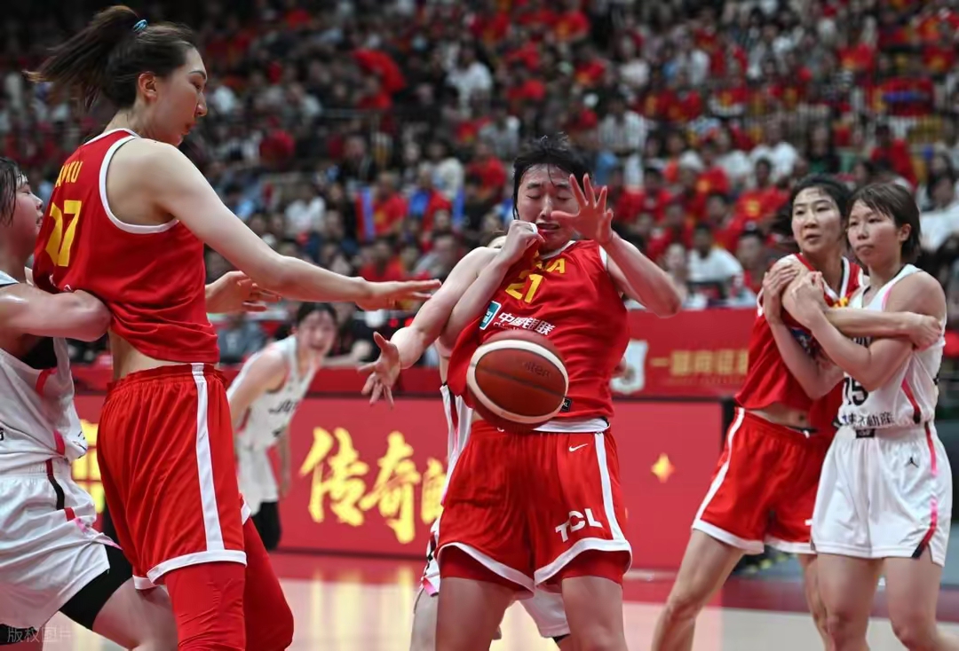 今夜体能课后，多特蒙德回应争议备战CBA常规赛，悬念犹存，临场指挥获称赞的简单介绍-kaiyun